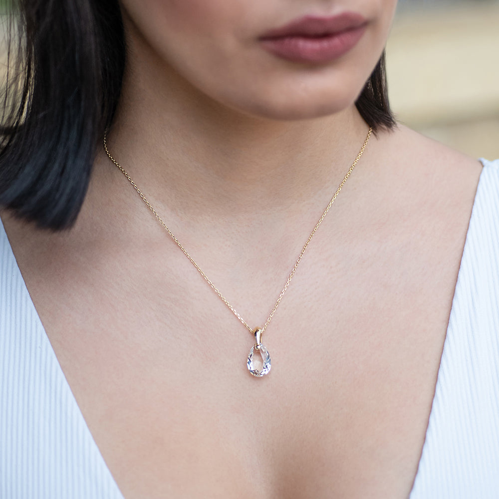 April - Original Swarovski Birthstone & Chain